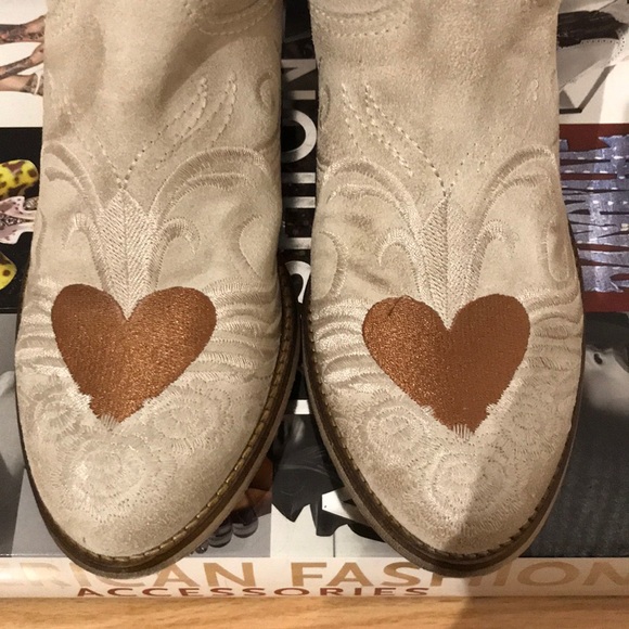 Cream Suede Western Ankle Booties with Tan Heart Accent - Picture 2 of 8